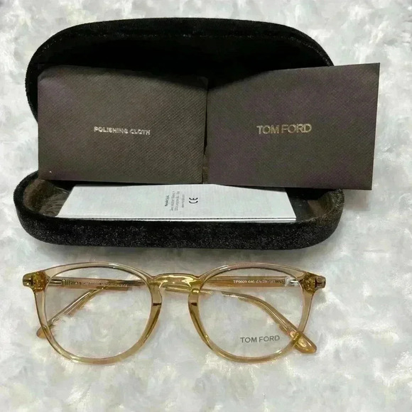 Tom Ford Lite Brown colored Glasses for Men - Picture 2 of 10